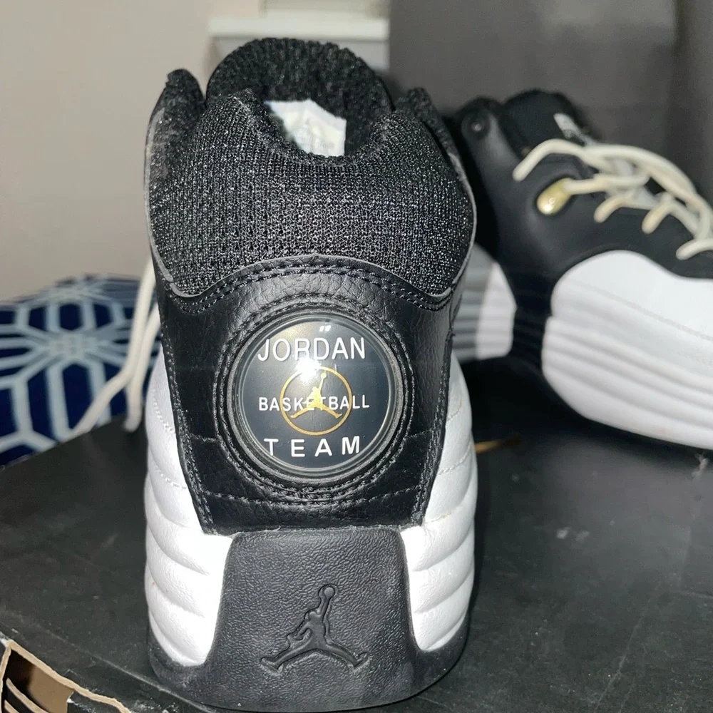 Selling some Jordan’s basketball or any use - Picture 6 of 8